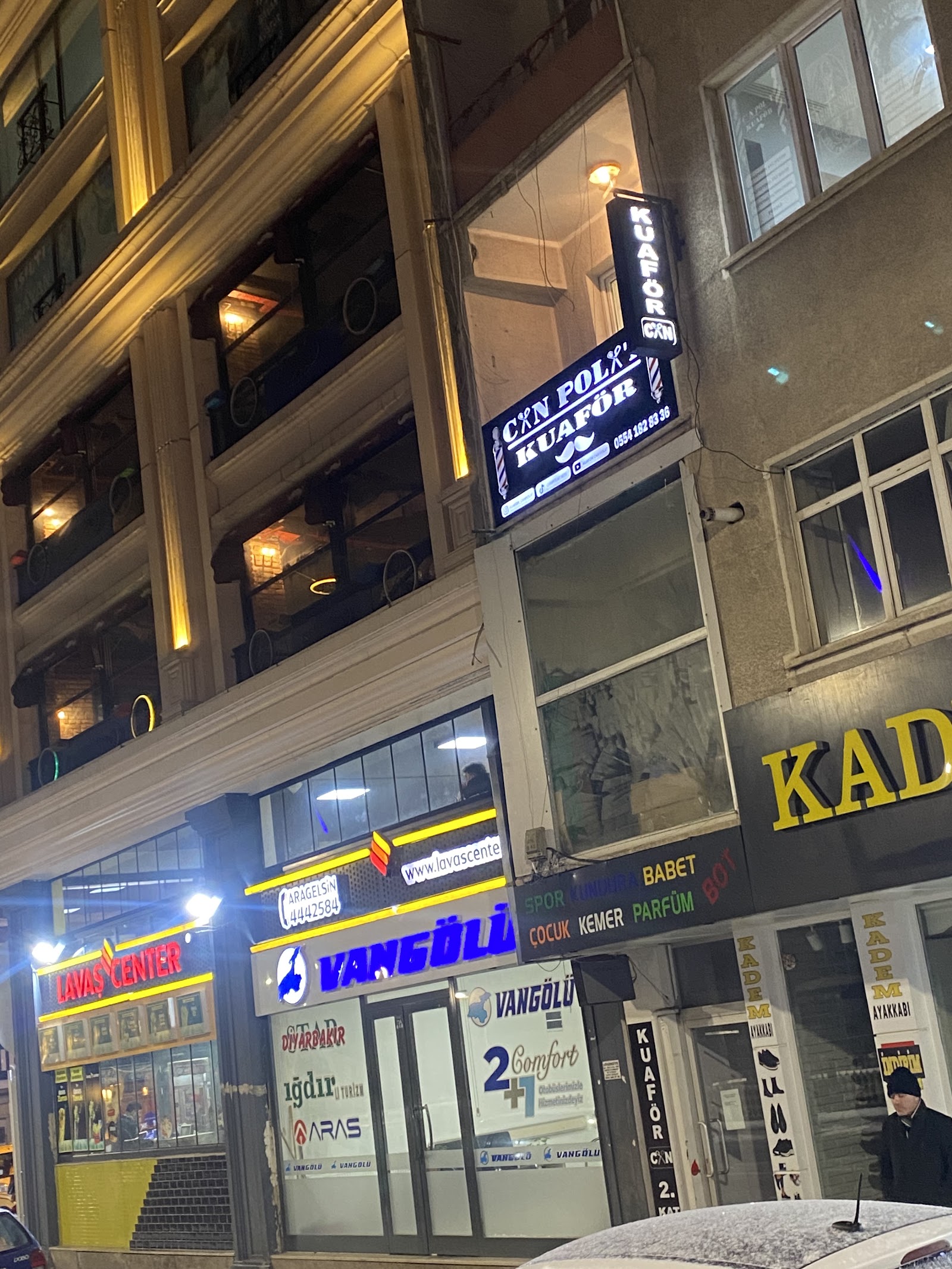KUAFÖR CAN POLAT